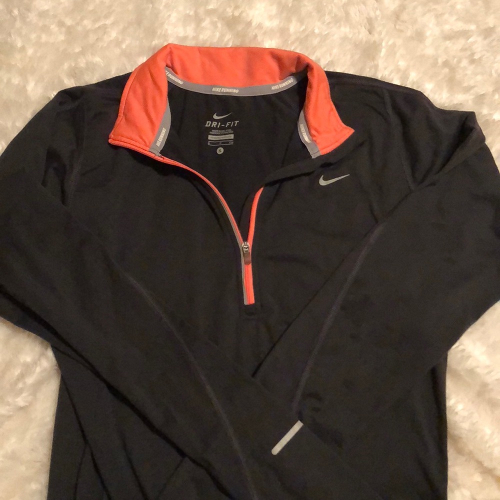 Nike dri-fit half zip pull over